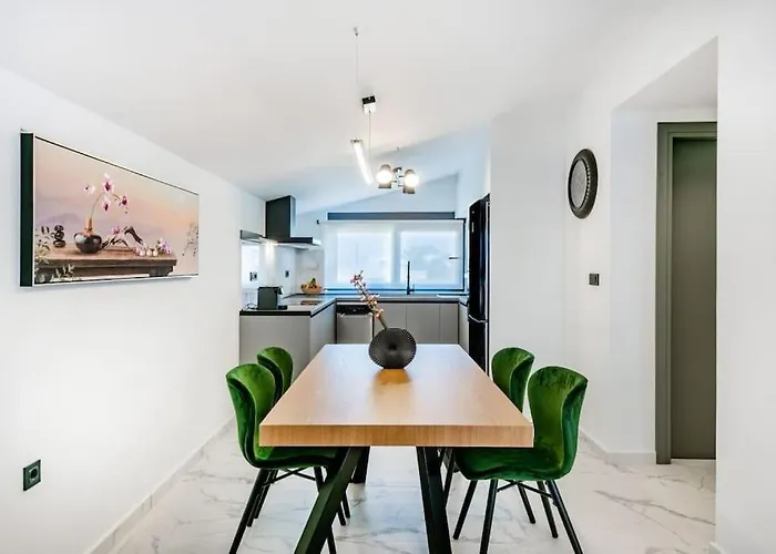 Rhodes Center Luxury #1 Apartman *