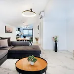 דירה Rhodes Center Luxury #1 *