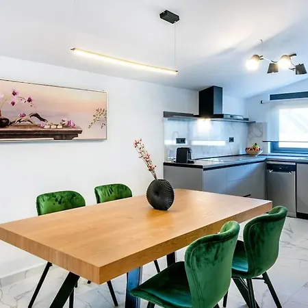 Rhodes Center Luxury #1 Διαμέρισμα